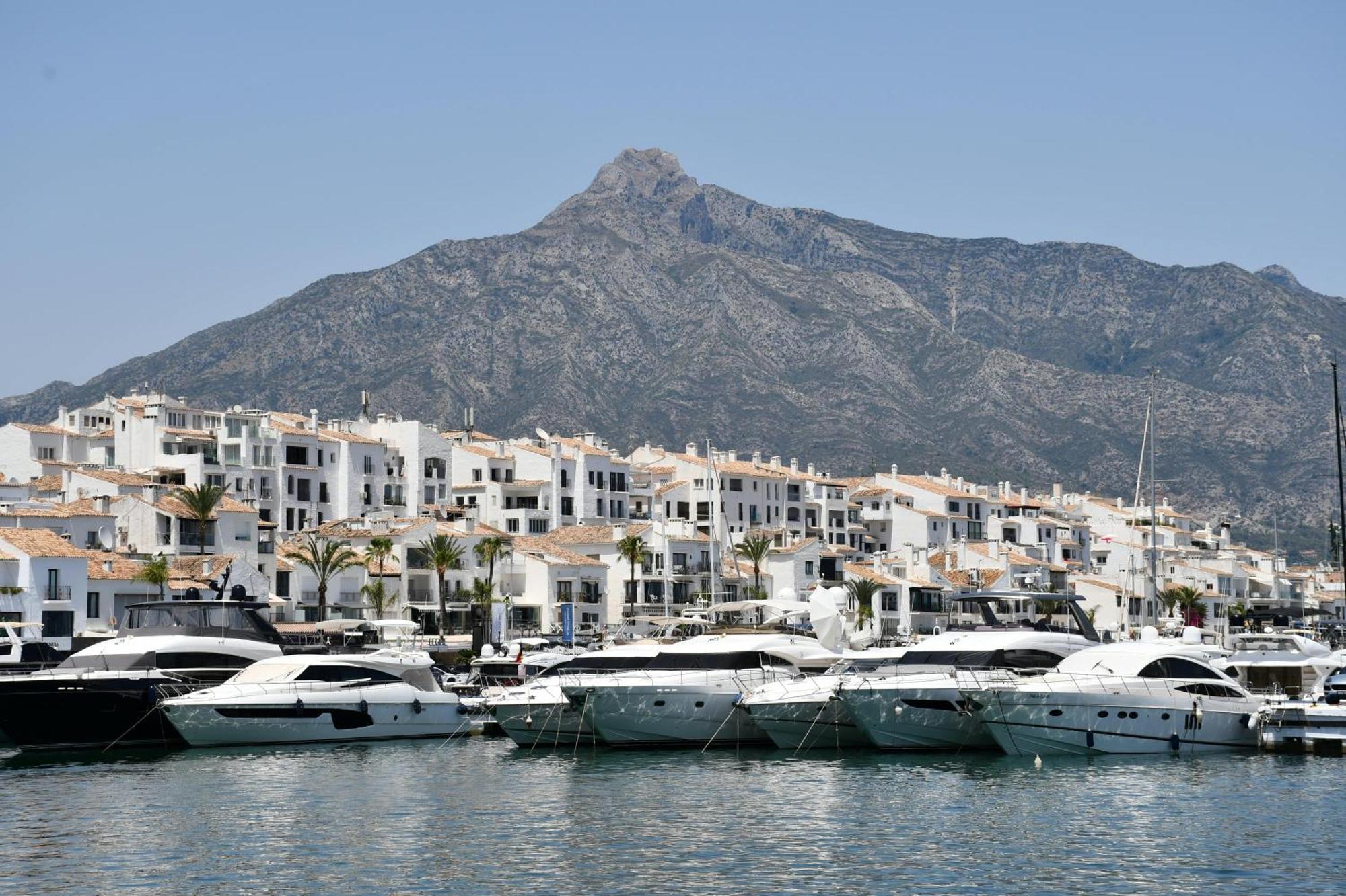 Hotel Casa Dalia Marbella Bagian luar foto
