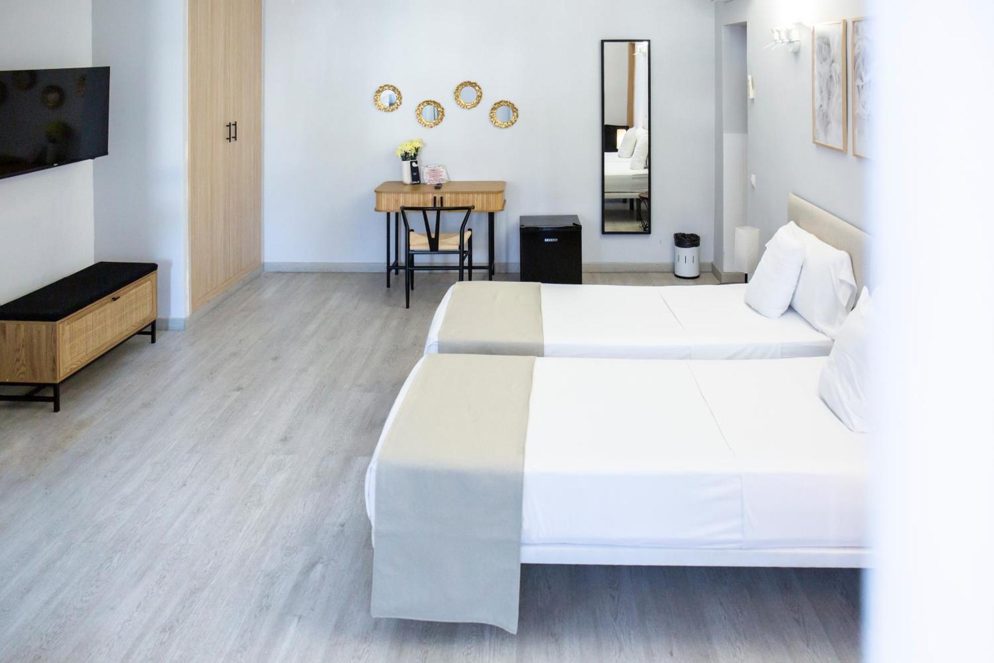Hotel Casa Dalia Marbella Bagian luar foto