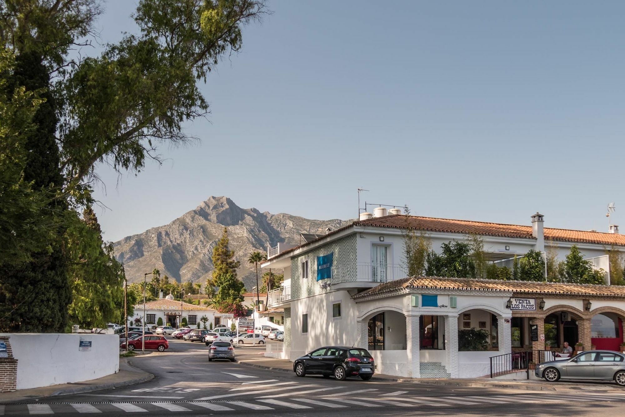 Bluebelle Marbella Hotel Bagian luar foto